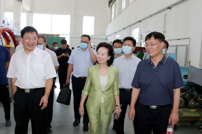 民革廣東省委會主委、仲愷農業工程學院校長程萍到我校調研交流